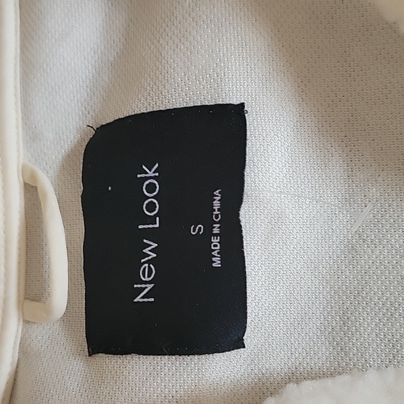 Fuzzy jacket - Picture 2 of 4